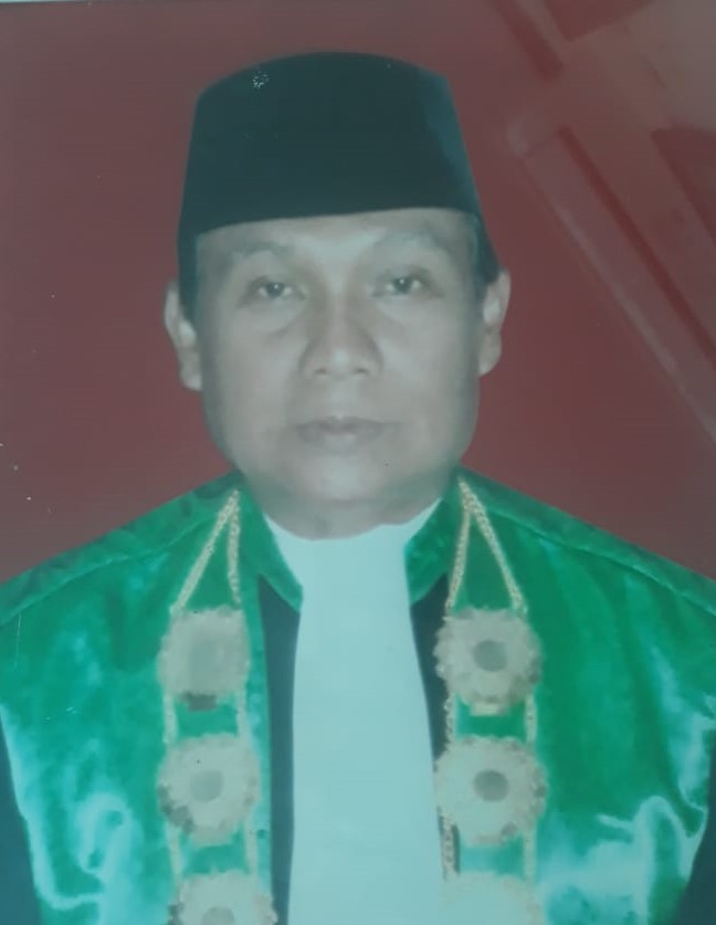 3. Drs. H. Masruhan MS S.H. M