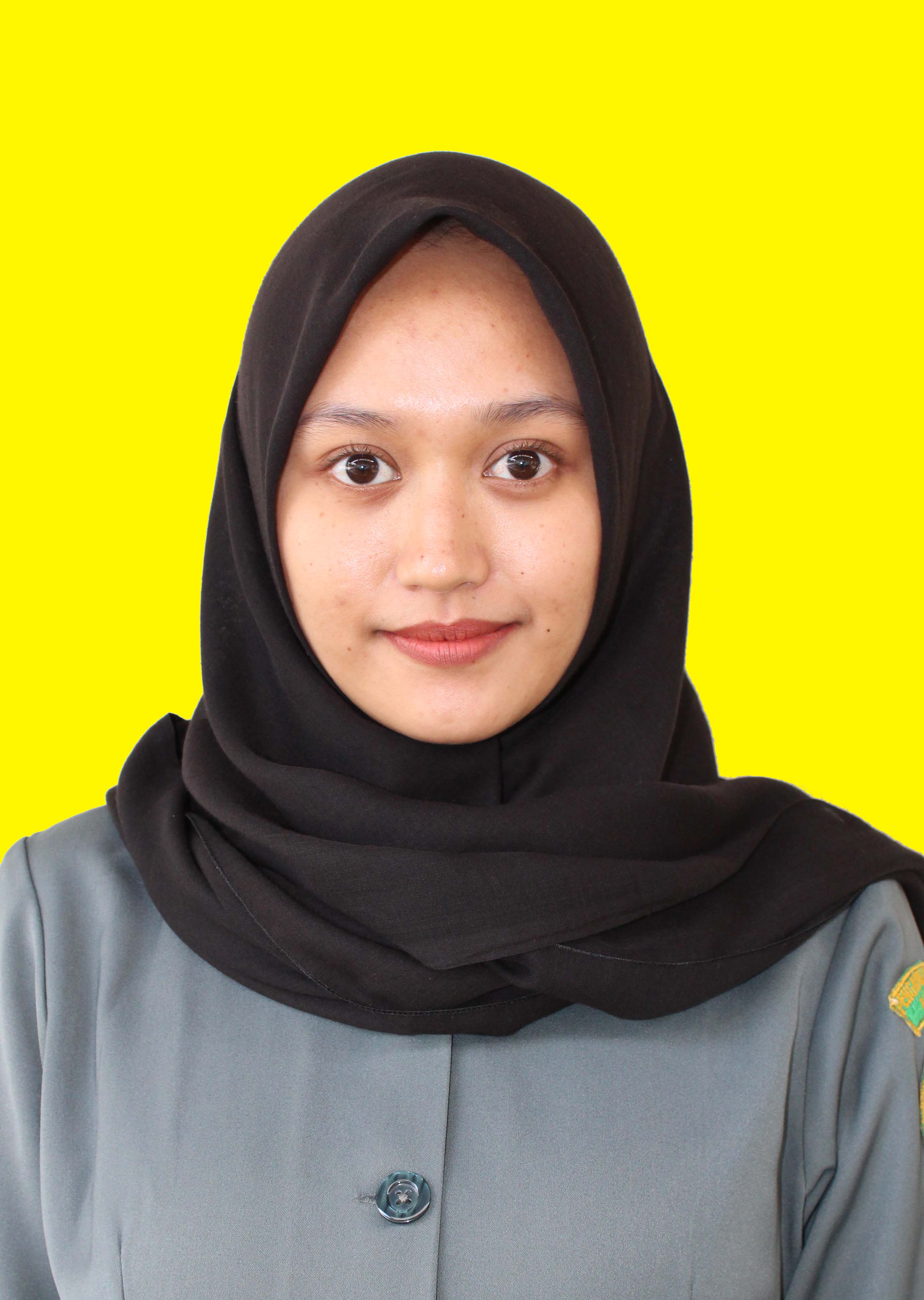 25. Intan Nabila S.H